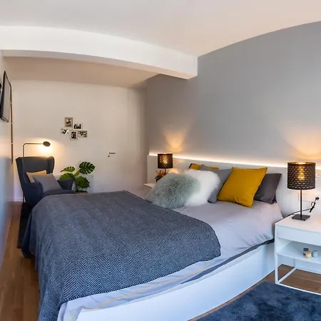 Impresionante En Plaza De Galicia *